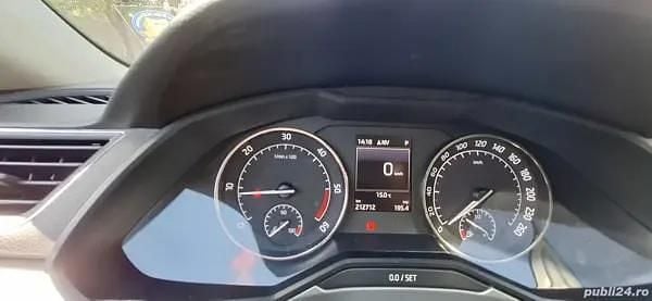 Negru Utilizat 2015 Skoda Superb Hatchback | 14.000 EUR (Preț OK) - Imagine 1/4