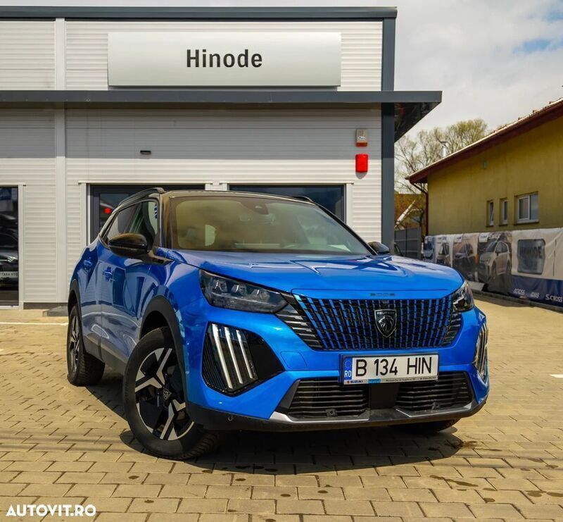 Albastru Utilizat 2023 Peugeot 2008 GT-line SUV | 24.394 EUR (Scump) - Imagine 1/4