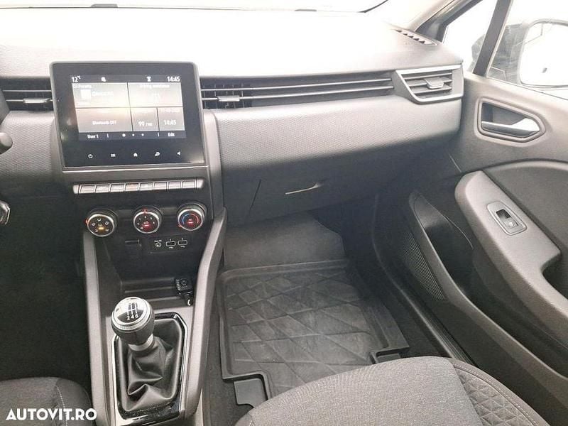 Second-hand Renault Clio V Equilibre 100 CP (73 kW) 2022 Culoareargint Hatchback