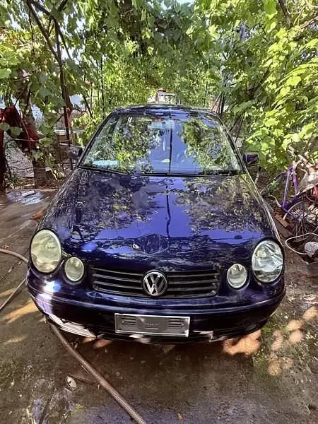 Utilizat 2004 VW Polo Hatchback | 990 EUR (Preț bun) - Imagine 1/4