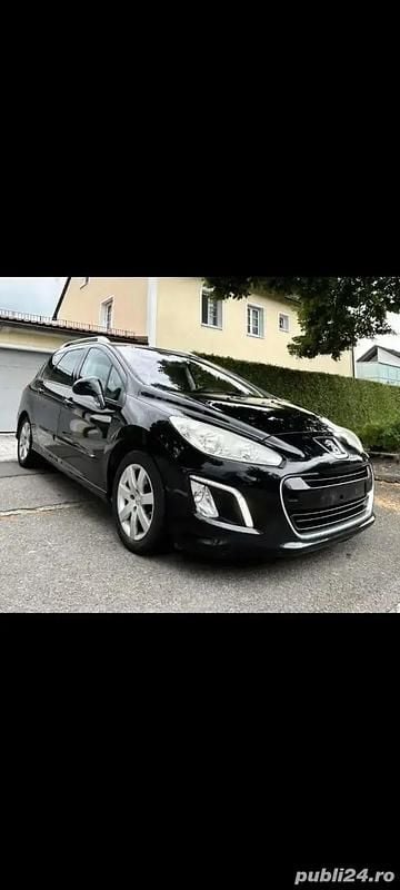 Utilizat 2012 Peugeot 308 Break | 2.400 EUR (Preț bun) - Imagine 1/4