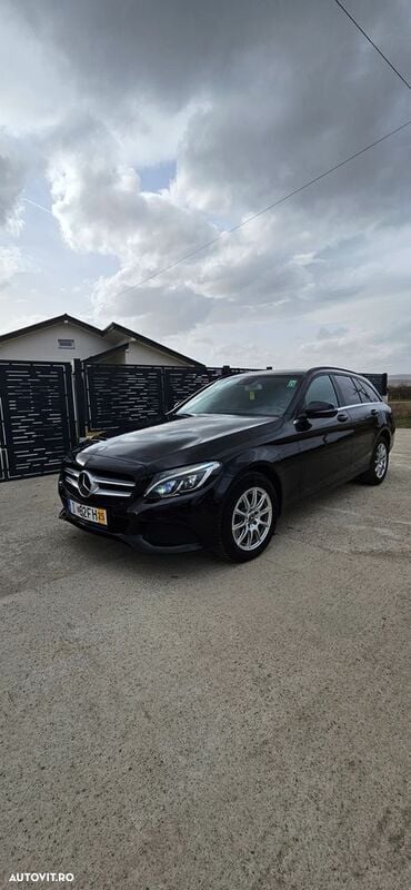 Negru Utilizat 2017 Mercedes C200 Avantgarde Break | 11.490 EUR (Super Preț) - Imagine 1/4