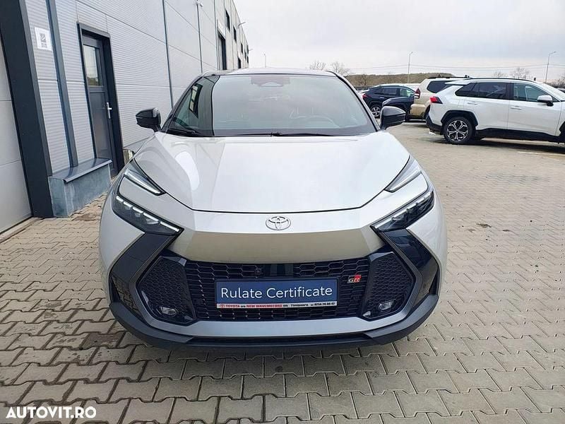 Second-hand Toyota C-HR Edition 197 CP (144 kW) 2024 Culoarealb SUV