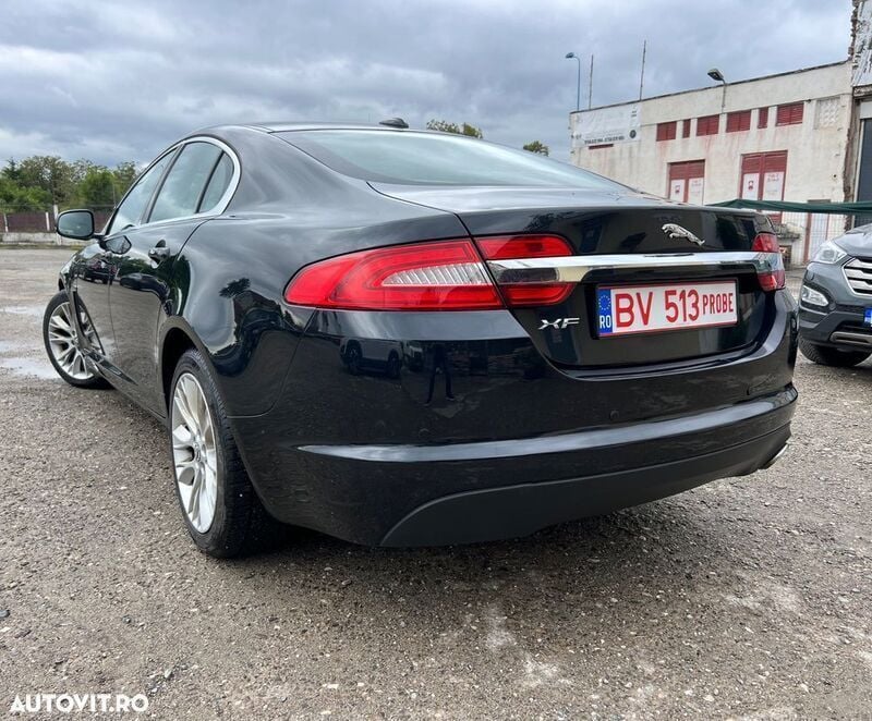 Second-hand Jaguar XF Premium Luxury 190 CP (139 kW) 2013 Negru Berlinǎ