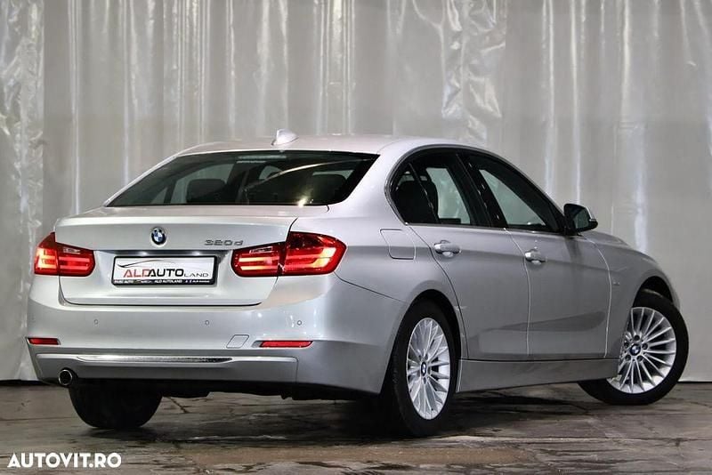 Second-hand BMW 320 Efficient Dynamics 163 CP (119 kW) 2014 Culoareargint Berlinǎ