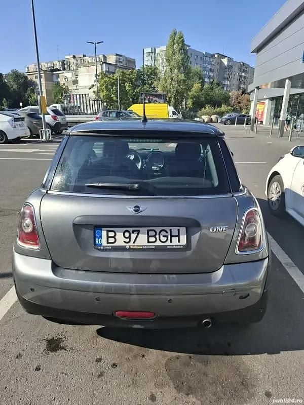 Utilizat 2009 Mini Cooper Hatchback | 3.000 EUR - Imagine 1/3