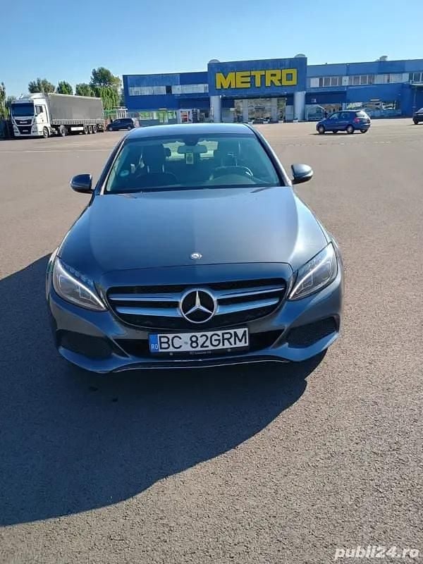 Utilizat 2016 Mercedes 180 Berlinǎ | 15.900 EUR (Super Preț) - Imagine 1/4