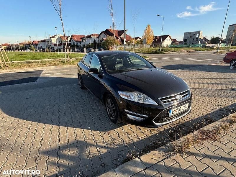 Second-hand Ford Mondeo 140 CP (102 kW) 2012 Culoarenegru Berlinǎ