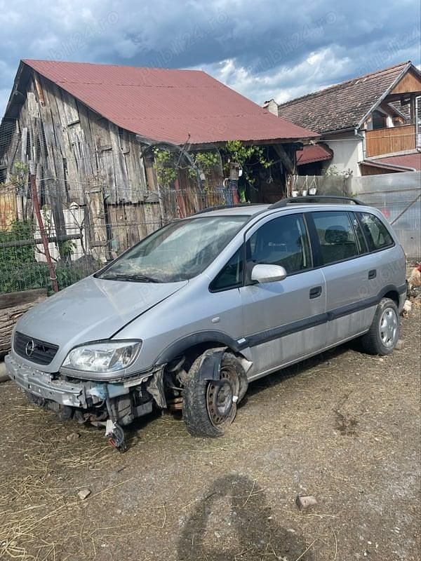 Utilizat 2002 Opel Zafira Monovolum | 500 EUR - Imagine 1/4