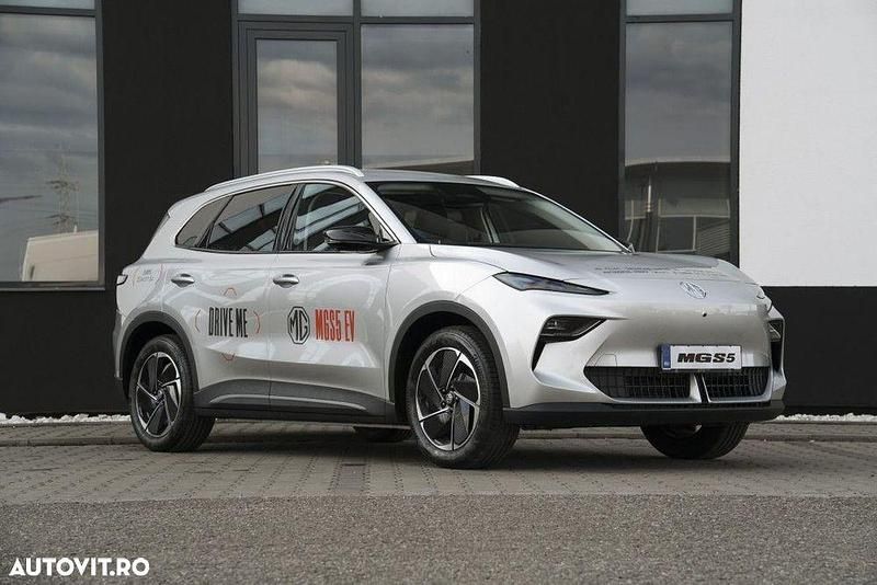 Nouă MG MG5 EV 169 kW (231 CP) 2025 Culoareargint Break