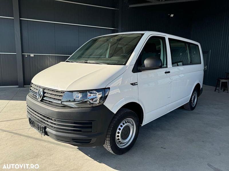 Culoarealb Utilizat 2017 VW Transporter Trendline Van | 17.545 EUR (Scump) - Imagine 1/4