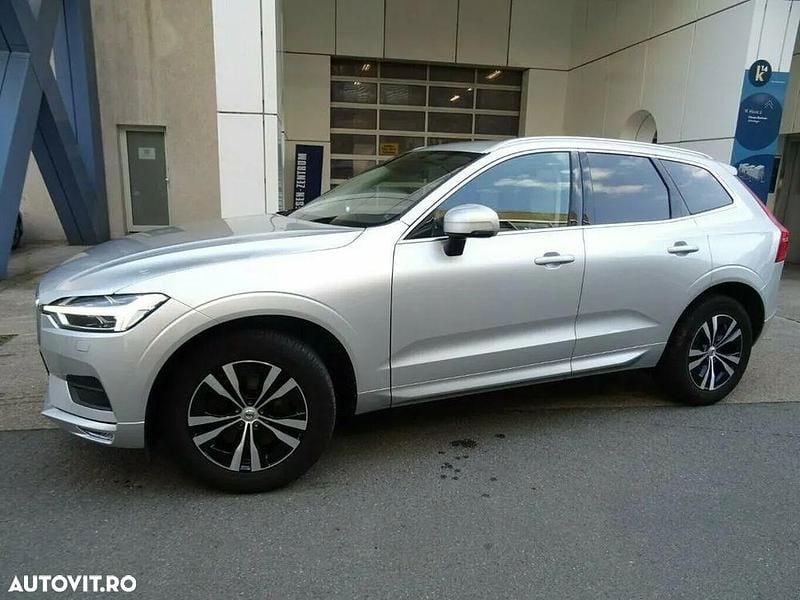Argint Utilizat 2020 Volvo XC60 Momentum SUV | 32.827 EUR (Preț bun) - Imagine 1/4