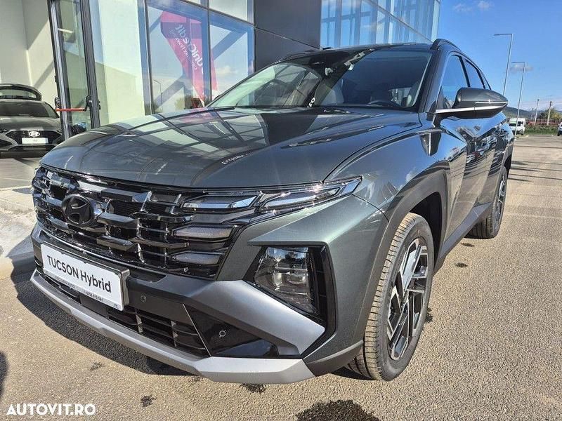 Culoareverde Nouă 2025 Hyundai Tucson SUV | 38.756 EUR (Scump) - Imagine 1/4