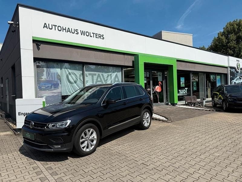 Utilizat 2020 VW Tiguan Highline SUV | 30.157 EUR (Scump) - Imagine 1/1