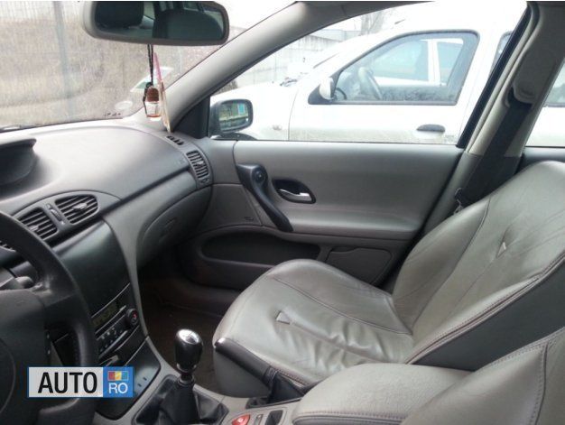 Second-hand Renault Laguna II 120 CP (88 kW) 2003 Gri Break