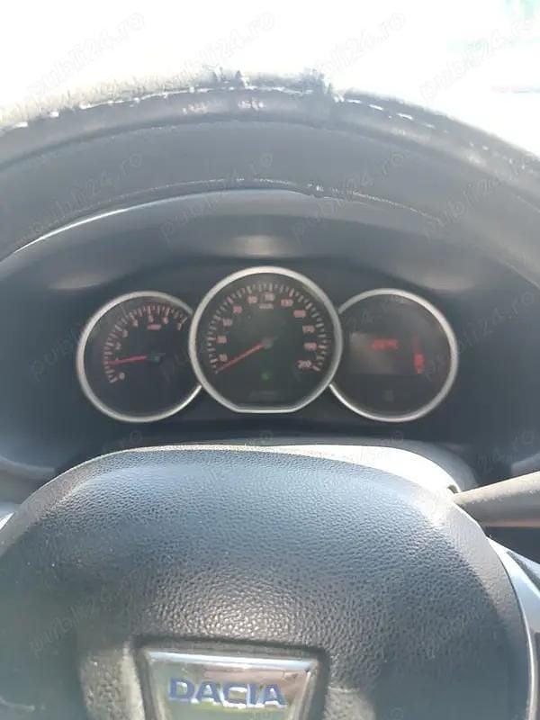 Utilizat 2017 Dacia Logan Berlinǎ | 4.300 EUR (Preț OK) - Imagine 1/4
