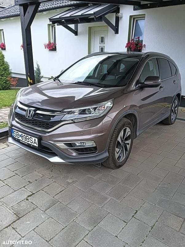 Culoaremaro Utilizat 2017 Honda CR-V Executive SUV | 17.350 EUR (Preț OK) - Imagine 1/4