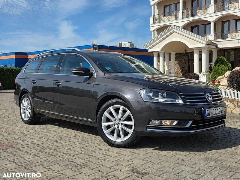 Second-hand VW Passat Highline 140 CP (102 kW) 2012 Culoaremaro Break