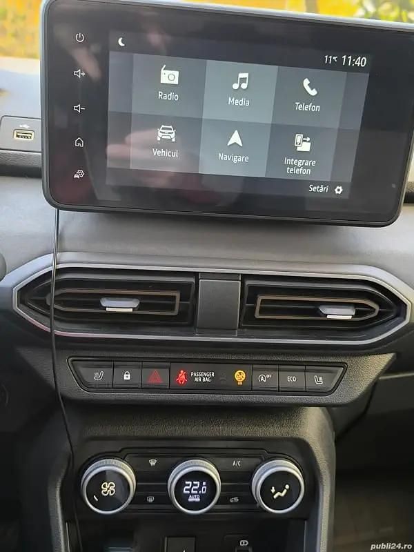 Second-hand Dacia Sandero Stepway 100 CP (73 kW) 2024 Verde Monovolum