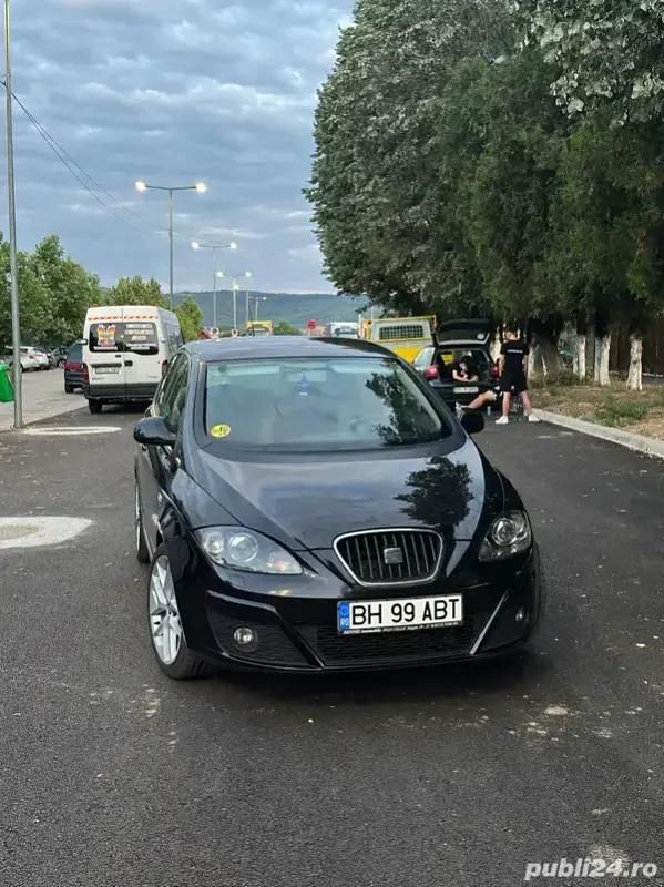 Utilizat 2010 Seat Altea Sport Monovolum | 5.300 EUR (Preț OK) - Imagine 1/4