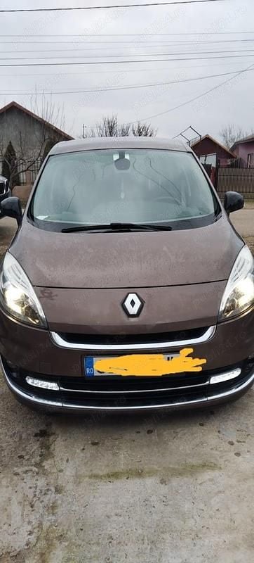Utilizat 2012 Renault Grand Scénic III Monovolum | 4.700 EUR (Preț OK) - Imagine 1/4