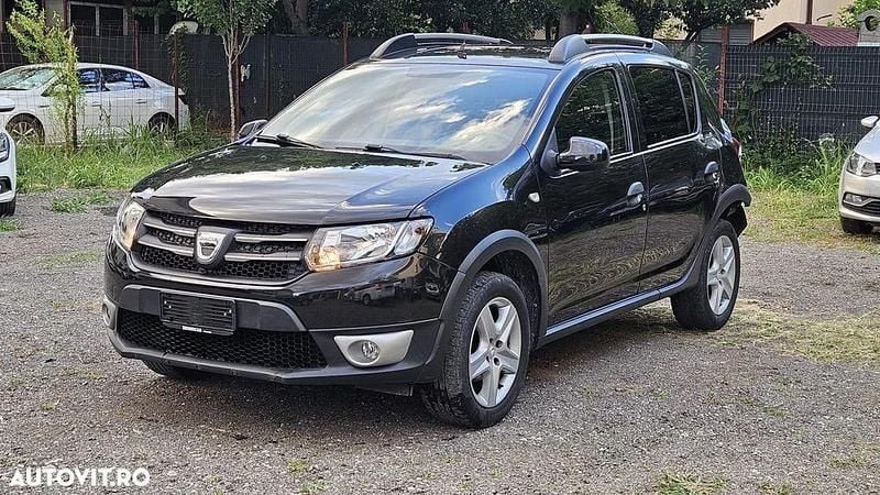 Negru Utilizat 2016 Dacia Sandero Prestige Hatchback | 4.490 EUR (Preț bun) - Imagine 1/4