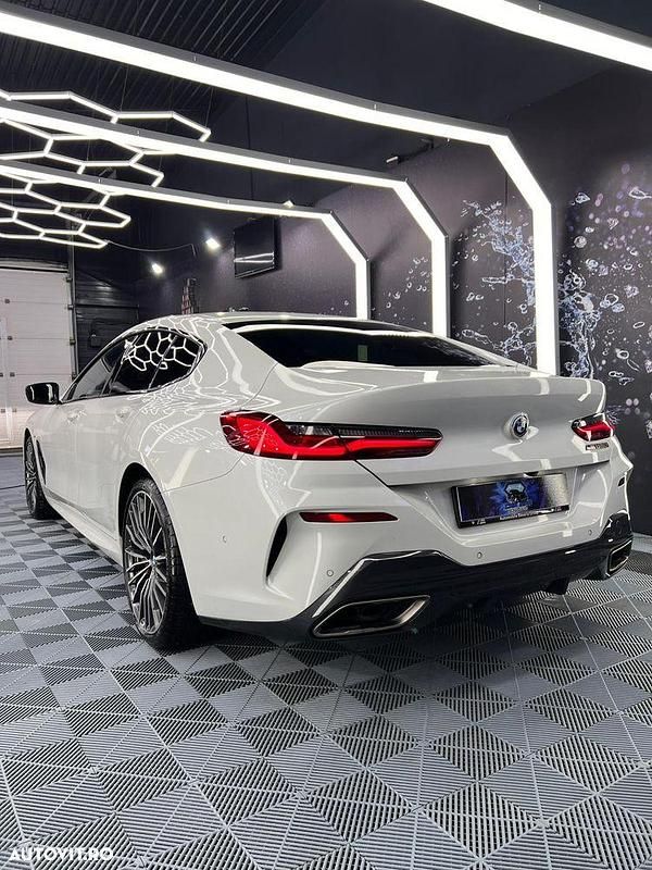Second-hand BMW M850 Sport Line 530 CP (389 kW) 2020 Culoarealb Coupe
