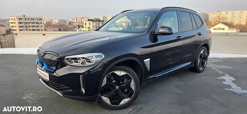 Second-hand BMW iX3 Comfort Edition 210 kW (286 CP) 2021 Culoarenegru SUV