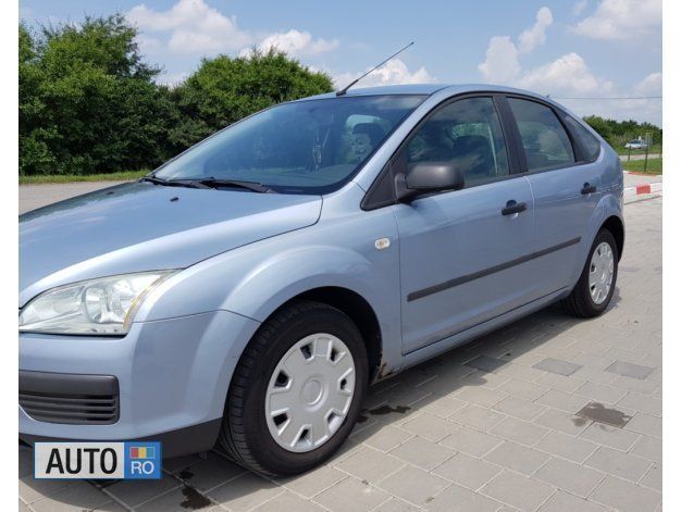 Albastru Utilizat 2006 Ford Focus Hatchback | 3.000 EUR (Scump) - Imagine 1/4