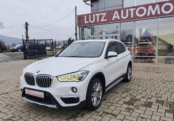 Alb Utilizat 2017 BMW X1 xLine SUV | 22.000 EUR (Scump) - Imagine 1/4