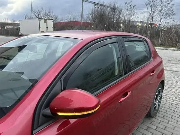 Utilizat 2017 Peugeot 308 Hatchback | 7.200 EUR (Preț OK) - Imagine 1/4