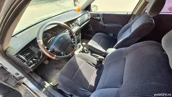 Utilizat 2001 Opel Vectra Berlinǎ | 400 EUR - Imagine 1/4