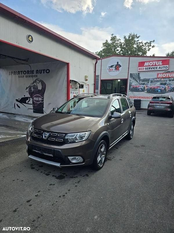 Culoaremaro Utilizat 2018 Dacia Logan Stepway Berlinǎ | 7.500 EUR (Preț OK) - Imagine 1/4