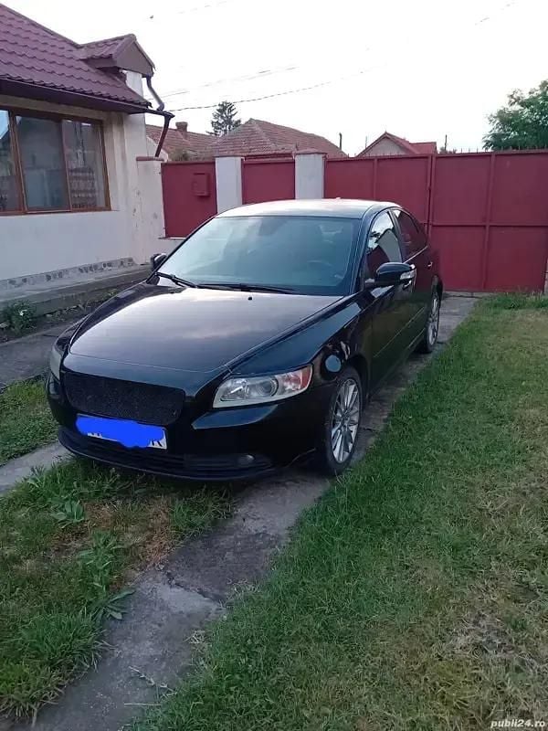 Utilizat 2008 Volvo S40 Berlinǎ | 2.500 EUR (Preț bun) - Imagine 1/4