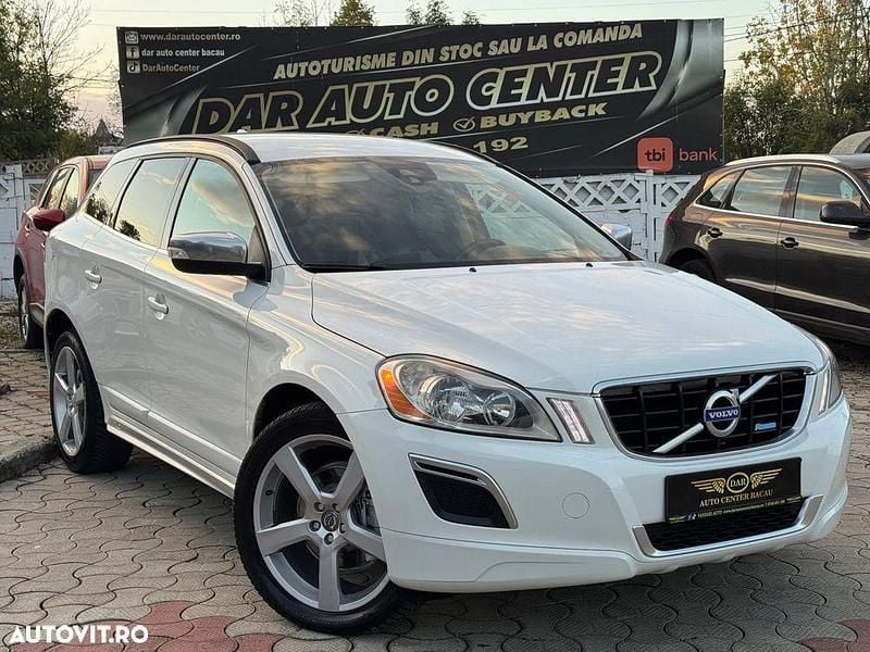 Culoarealb Utilizat 2012 Volvo XC60 R-Design SUV | 9.982 EUR (Preț OK) - Imagine 1/4