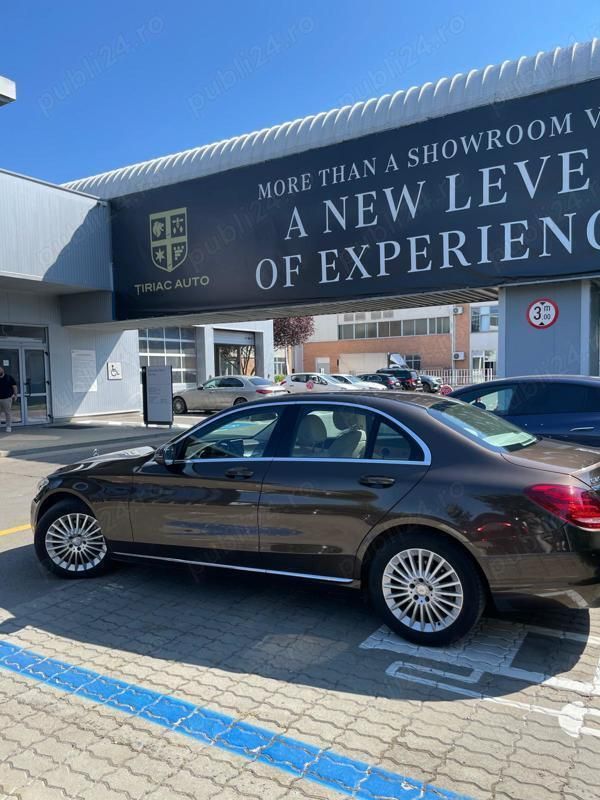 Maro Utilizat 2017 Mercedes C200 Business Berlinǎ | 26.500 EUR (Scump) - Imagine 1/4