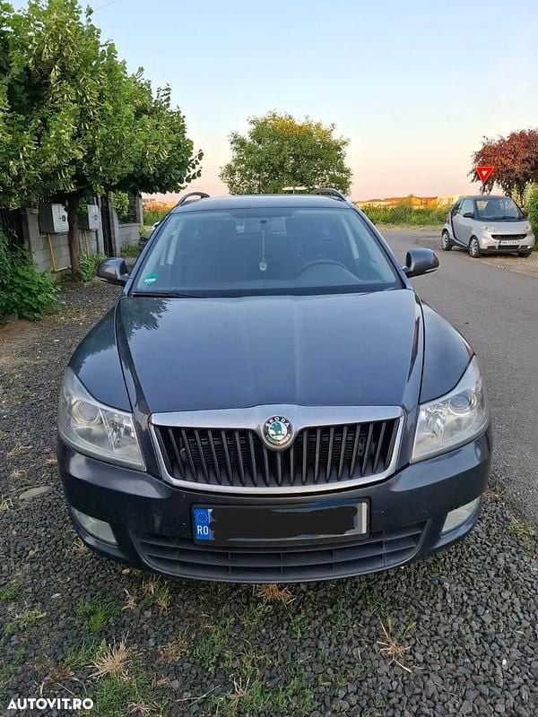 Culoaregri Utilizat 2012 Skoda Octavia Break | 3.250 EUR (Preț bun) - Imagine 1/4