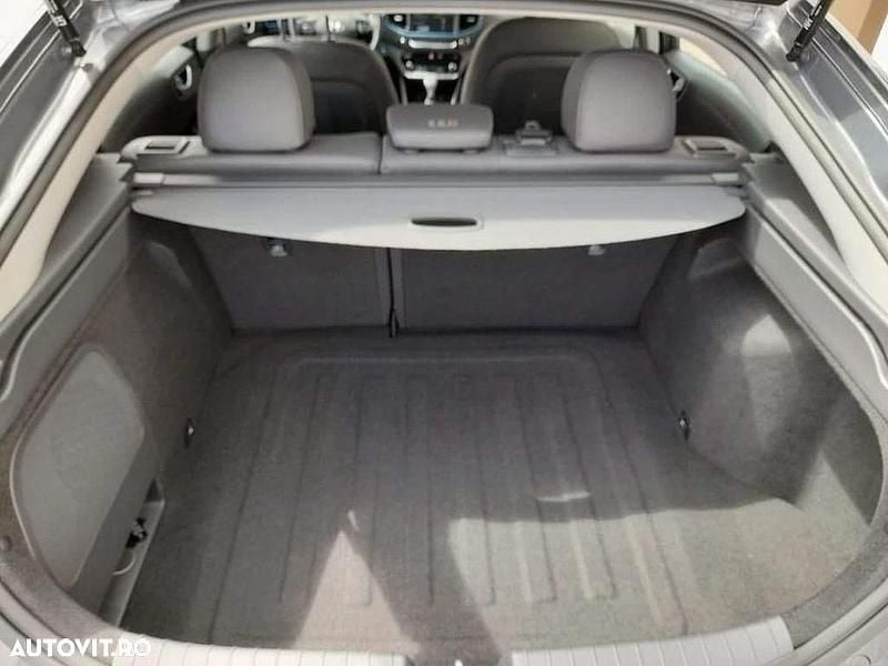 Second-hand Hyundai Ioniq Premium 141 CP (103 kW) 2019 Culoaregri Hatchback