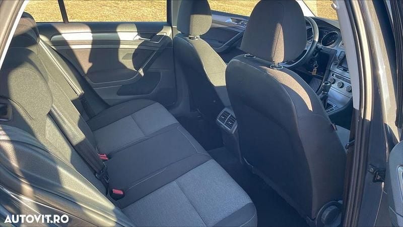 Second-hand VW Golf VII 85 CP (62 kW) 2013 Culoaregri Hatchback