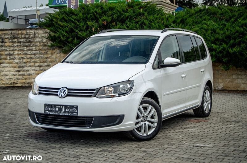 Alb Utilizat 2012 VW Touran Monovolum | 4.198 EUR (Preț bun) - Imagine 1/4