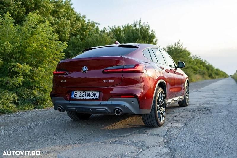 Rosu Utilizat 2019 BMW X4 SUV | 29.900 EUR (Preț OK) - Imagine 1/4