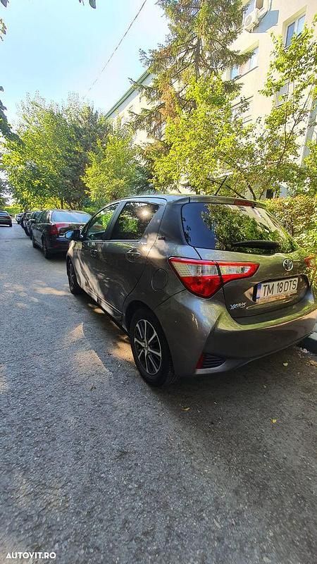 Culoaregri Utilizat 2019 Toyota Yaris Multidrive S | 14.300 EUR (Preț OK) - Imagine 1/4