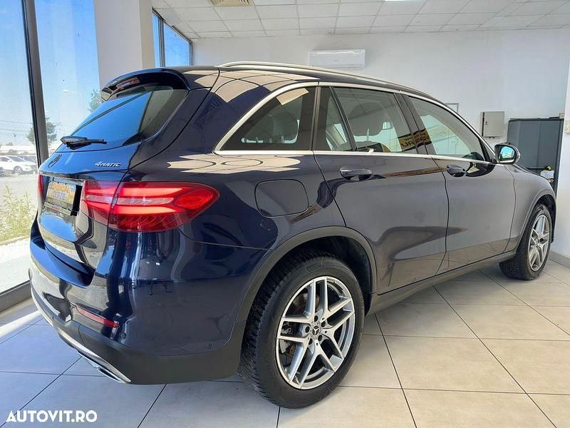 Second-hand Mercedes GLC220 AMG line 170 CP (125 kW) 2018 Culoarealbastru SUV
