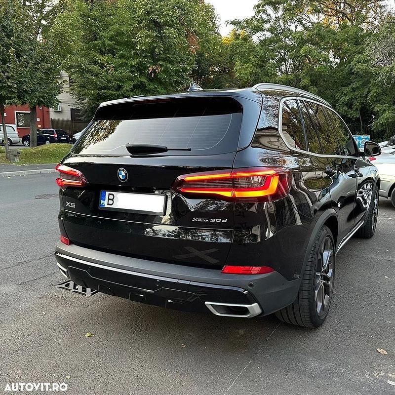 Second-hand BMW X5 xLine 265 CP (194 kW) 2020 Culoarenegru SUV