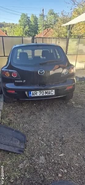 Negru Utilizat 2005 Mazda 3 Coupe | 4.000 EUR - Imagine 1/4