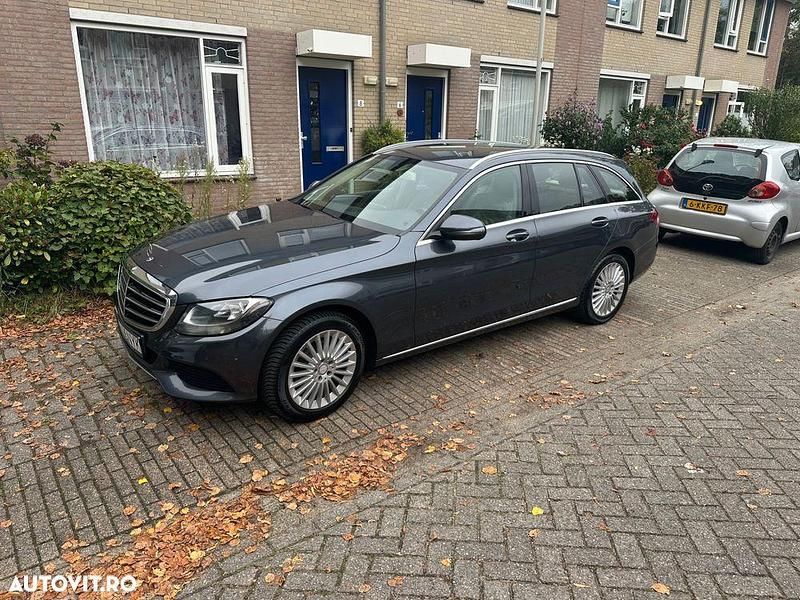Second-hand Mercedes C200 AMG line 136 CP (100 kW) 2014 Culoaregri Break