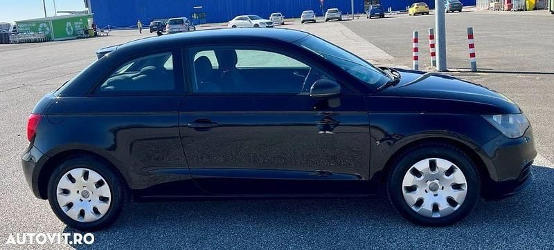 Second-hand Audi A1 Ambition 122 CP (89 kW) 2011 Culoarenegru Hatchback