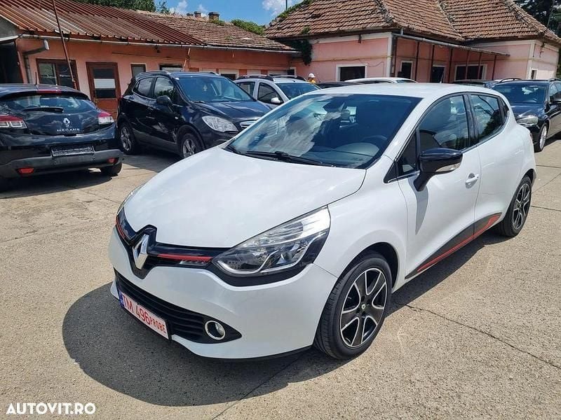 Alb Utilizat 2015 Renault Clio IV Initiale Paris | 5.950 EUR (Preț OK) - Imagine 1/4