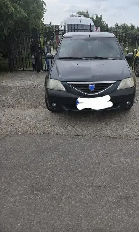 Utilizat 2005 Dacia Logan Berlinǎ | 950 EUR (Super Preț) - Imagine 1/4