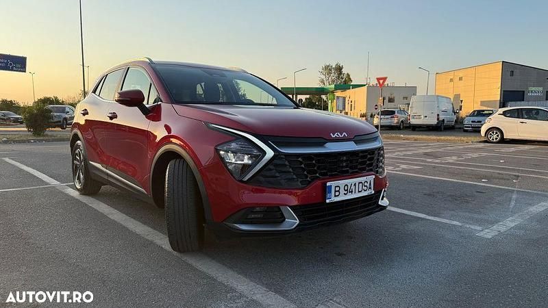 Culoarerosu Utilizat 2023 Kia Sportage Urban SUV | 23.800 EUR (Preț OK) - Imagine 1/4